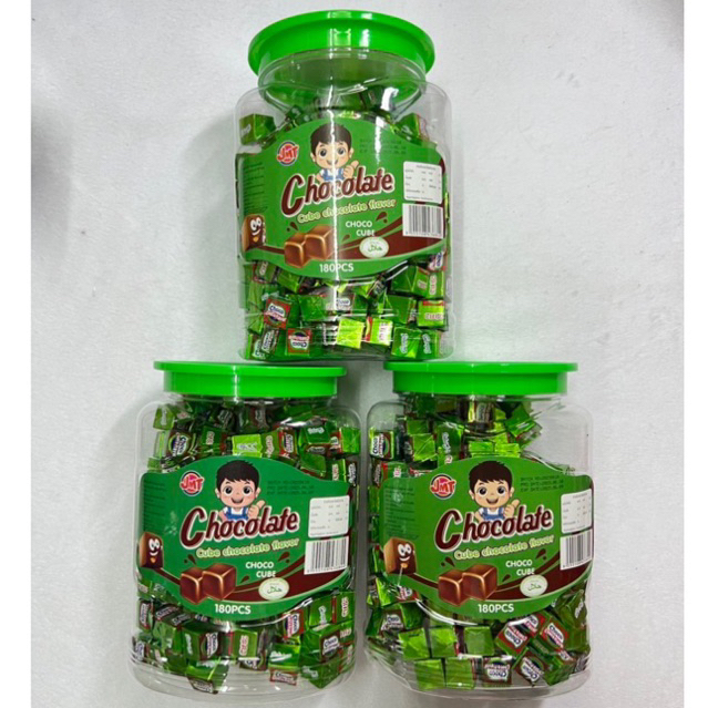 ขนม ลูกอมช็อกโก้คิวบ์ (180 เม็ด)ตัวฮิต พร้อมส่ง งานอย.ไทย มีฮาลาล ช็อกคิ้ว แคนดี้