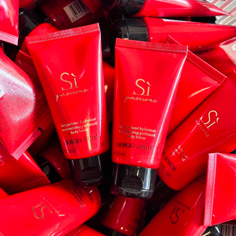 Giorgio Armani Si passion​ body Lotion 50 ml แพคเกจใหม่ กลิ่นเดียวกับน้ำหอมเลยค่า