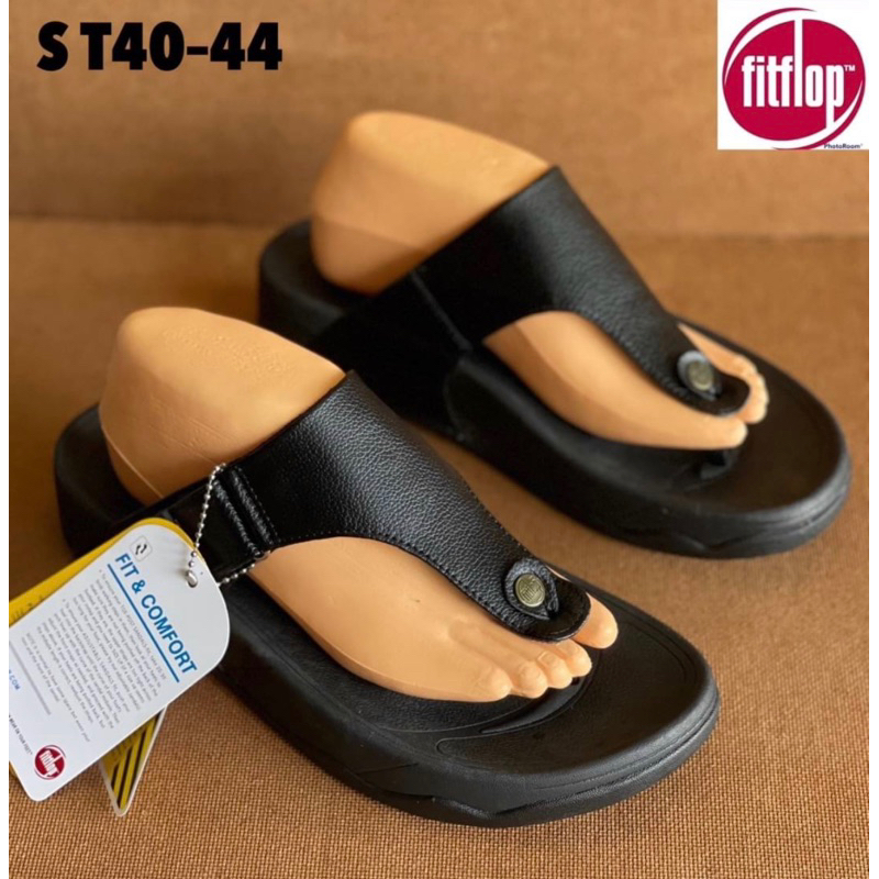รองเท้า Fitflop มี4สีให้เลือก แบบหนีบ Fitflop(ฟิตฟลอป) สำหรับผู้ชาย มีเบอร์ 40 ถึง 45