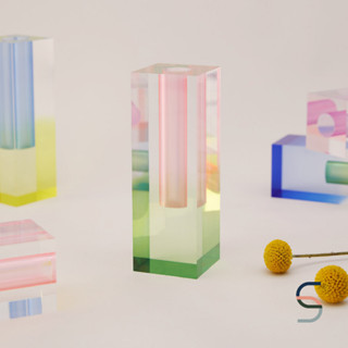 SARABARN Gradient Acrylic Vase | แจกัน แจกันอะคริลิก สีชมพู-เขียว