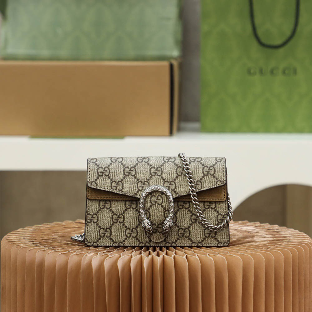 แบรนด์ใหม่ของแท้ 100% Gucci / Bacchus series GG Supreme ผ้าใบกระเป๋าถือขนาดเล็กพิเศษ