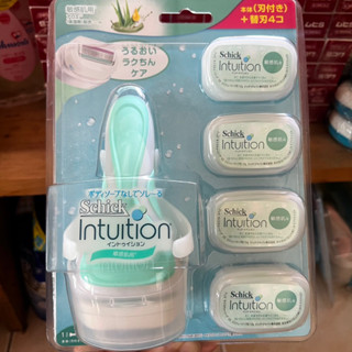 มีดโกนขน หัวสบู่ Schick Intuition โกนขนง่าย ทำให้ผิวดูเรียบเนียน ไม่เป็นตอ และมีกลิ่นหอมอ่อนๆ พร้อมส่ง