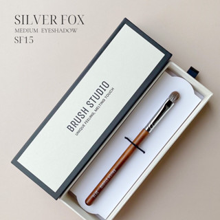 🚩 สินค้าใหม่ BRUSH STUDIO : SF15 Silver Fox Medium Eyeshadow Brush แปรงแต่งตาขนจิ้งจอกเงินขนาดกลาง