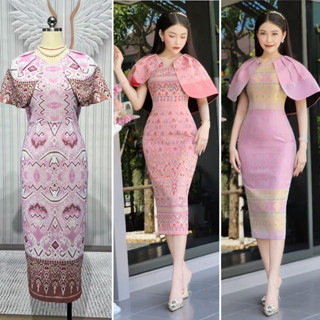 เดรสลายไทยสีชมพู ผ้าอัดกาว ทรงสวยเข้ารูปใส่ออกงานได้เลย