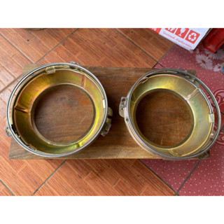 ถาดเบ้าไฟหน้า 7 นิ้ว + เหล็กรัด 1 คู่ ดัทสัน นิสสัน Z S30 240Z 260Z 280Z datsun Nissan Fairlady 69-78 ของใหม่ อย่างดี