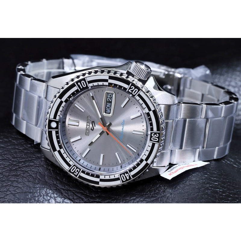 (แถมกล่องแบบพกพา) นาฬิกา SEIKO 5 SPORTS Retro Color Collection SPORTS STYLE Special Edition รุ่น SRPK09K / SRPK09K1