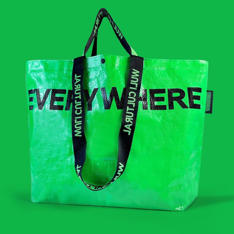 ‼️ร้านไทยพร้อมส่ง‼️ Shopping Bag/Woven Bag ถุงช้อปปิ้งกันน้ำแบบมีกระดุมปิด สะพายไหล่และถือ กระเป๋าช้