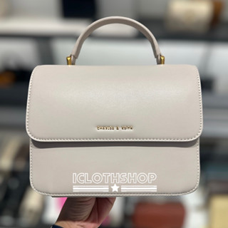 CHARLES &amp; KEITH : CK2-80160156 รุ่น BASIC FRONT FLAP CROSSBODY BAG