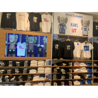 Uniqlo x Kaws 2023 ของแท้ !!!