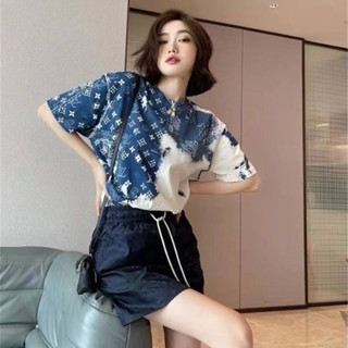 เสื้อผ้าเเฟชั่นคละเเบบ ราคา 200-500 บาท (สินค้าในไลฟ์เท่านั้น)