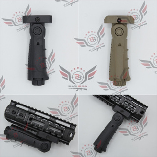 กริ๊ปมือหน้าพับหน้า-หลัง (Tactical Folding Grips)  ● น้ำหนัก : 150 กรัม ● ขนาด : กว้าง 61 mm. สูง 143 mm. หนา 31 mm.