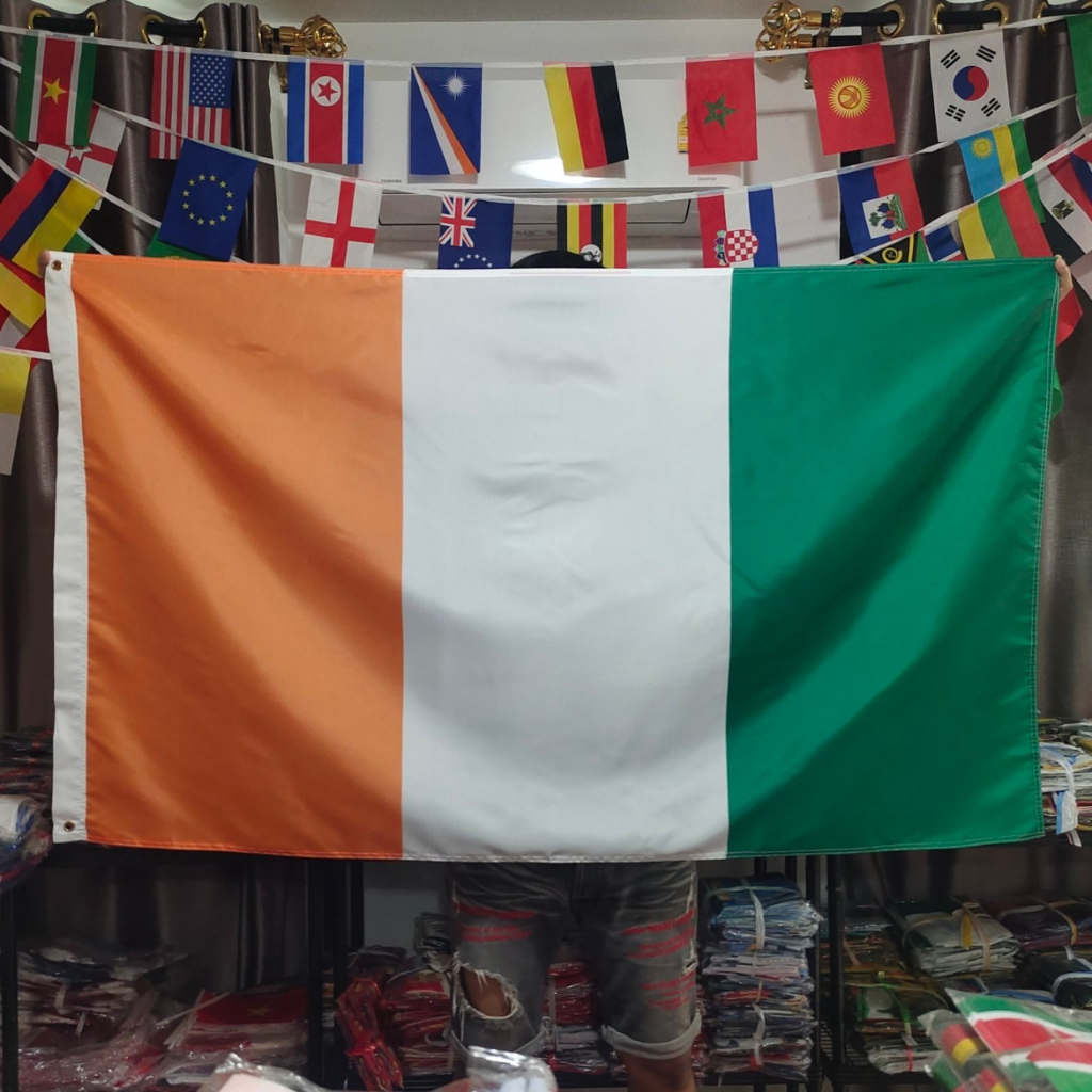 ใบกำกับภาษี โปรส่งฟรี> ธงชาติ ลาว  Laos Flag 4 Size พร้อมส่งร้านคนไทย