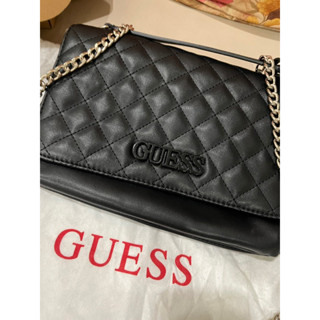 กระเป๋า guess ของแท้ ไม่เคยใช้งาน สายยาว สะพายไหล่และสะพายข้างได้