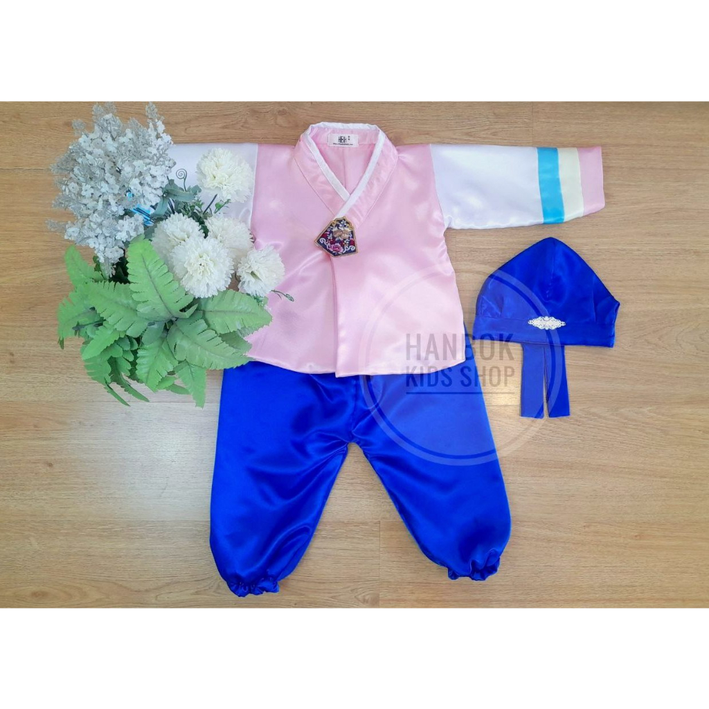 ชุดฮันบกเด็กชาย เสื้อสีชมพู - กางเกงสีน้ำเงิน พร้อมหมวก