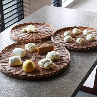 ถาดขนม จานผลไม้ในครัวเรือนนึ่งตะกร้า  Pastry tray รูปทรงหวายเทียม วัสดุ PP ทอมือ แน่นหนา แข็งแรง ทนทาน เส้นเรียบ