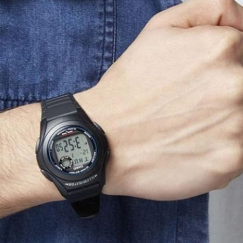 Casio นาฬิกาข้อมือ สายเรซิ่น สีดำ สายเรซิน รุ่น F-200W,F-200W-1A,F-200W-9A
