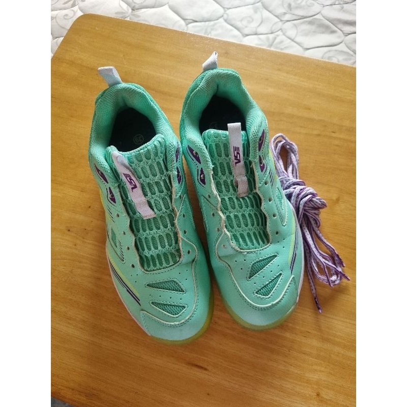 รองเท้าแบดมินตันผู้หญิง Venson VS165G มือสอง