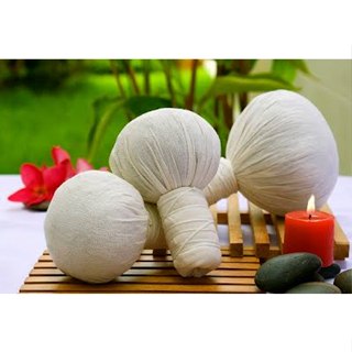 ลูกประคบสมุนไพรห่อผ้าเนื้อแน้นลูกกลมสวย ขนาด200กรัม และ100กร…