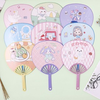 พัดพลาสติก ลายการ์ตูนน่ารัก คละลาย คละสี (ขนาดใหญ่)