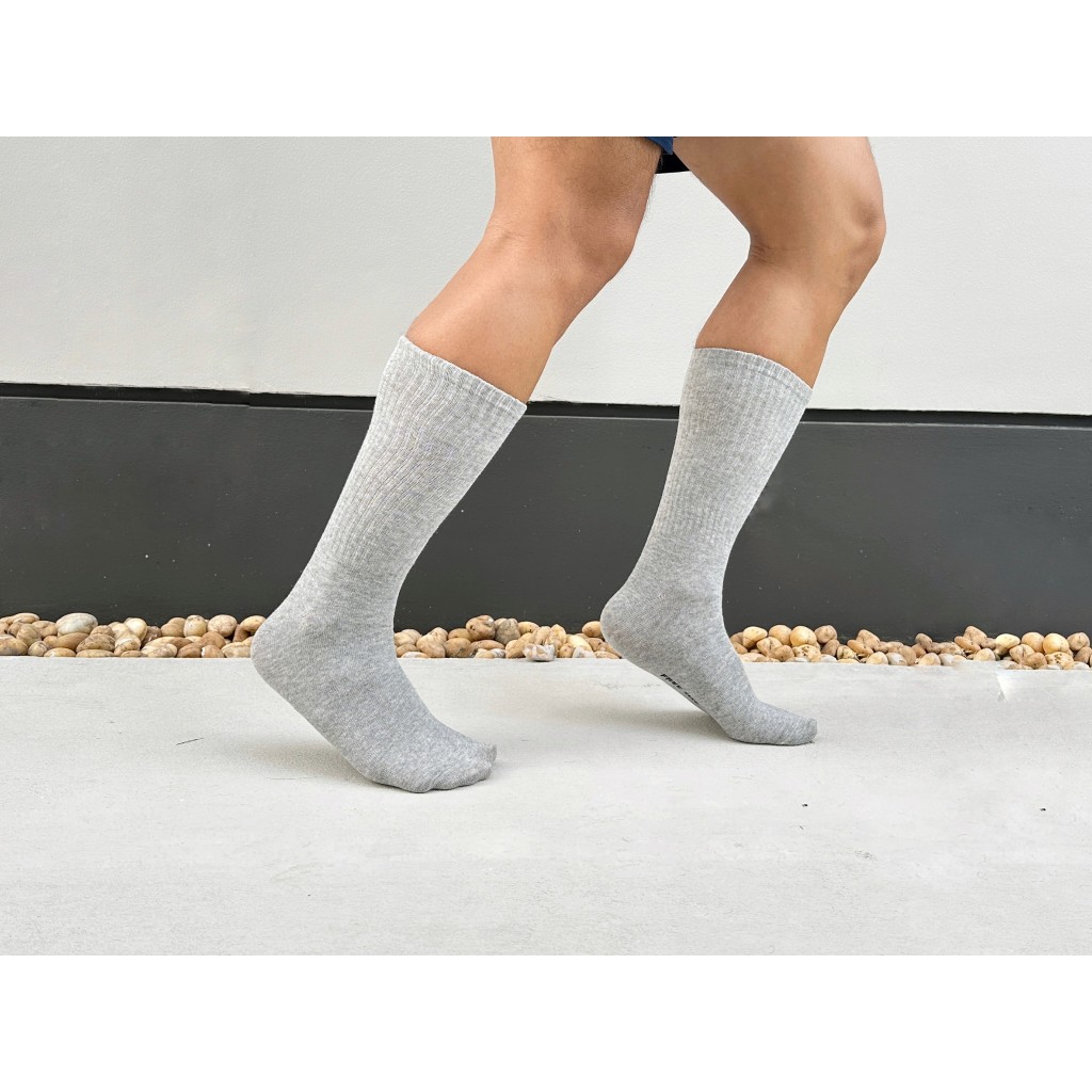 ถุงเท้า ข้อยาว ข้อสูง ถุงเท้าข้อยาวเนื้อแน่นคุณภาพ การันตี!! ผลิตในไทย มี 3 สี ดำ เทาเข้ม เทาอ่อน Man ผู้ชาย - รูปที่ 4