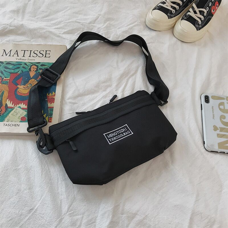 เวอร์ชั่นเกาหลีของผ้า Oxford กันน้ำ กระเป๋าผู้ชายสะพาย กระเป๋าMessenger เล่นกีฬา คาดอก