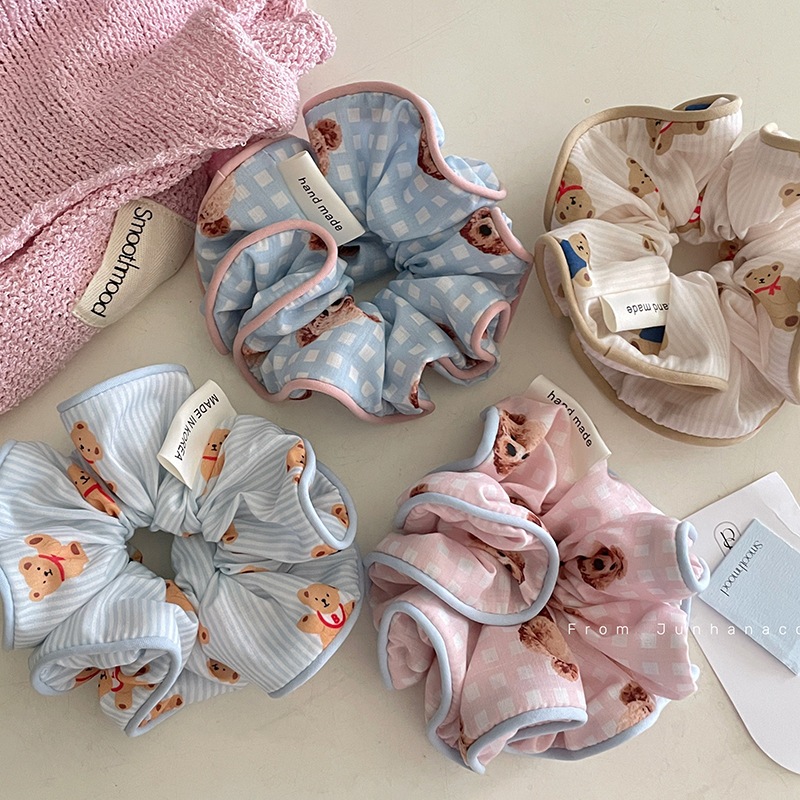 (พร้อมส่ง ) 𝘊𝘶𝘵𝘦 𝘭𝘪𝘵𝘵𝘭𝘦 𝘣𝘦𝘢𝘳 𝘩𝘢𝘪𝘳 𝘳𝘪𝘯𝘨 ยางรัดผม ยางมัดผม