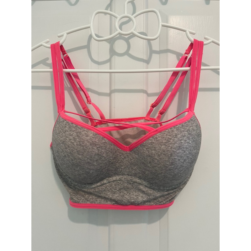 6_vitoria’s secret เสื้อชั้นในเเบบสวม สีเทาสายไขว้หน้าสีชมพู B75 size s ฟองน้ำในตัว ผ้ายืดหยุ่นดีมาก