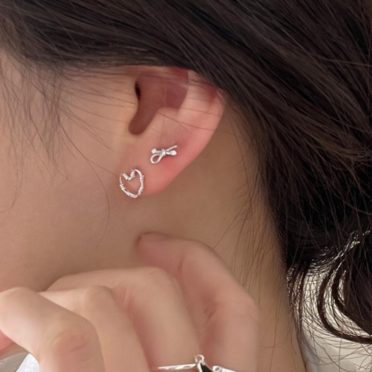 Suwann.na [ราคาต่อเซต] ต่างหู ต่างหูเงินแท้ เซตหัวใจโบว์ สีเงิน, ทอง รูปที่ 3