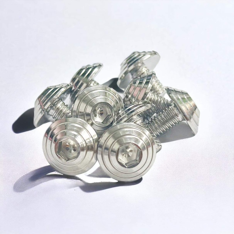 น็อตชุดสี"ก้นหอย" (สีเลส,สีทอง,สีไทเท) มีหลายรุ่น และรุ่นอื่นๆ อีกมากมาย ราคาชุด