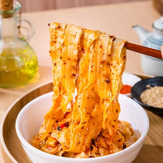 เส้นบะหมี่กังฟู เส้นริบบิ้น เส้นบะหมี่จีน ตาวเซียวเมียน เส้นบะหมี่ตัวดังในโซเชียล 利生刀削面 1kg