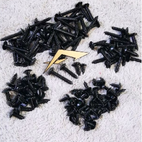 ชุดสกรูประกอบตู้​ลำโพง​บูทูธ​