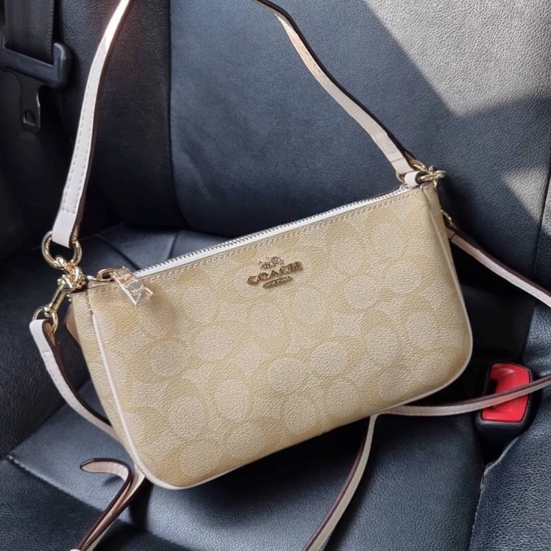 พร้อมส่ง 🛍️ COACH F58321 TOP HANDLE POUCH BAGOUTLET💯%