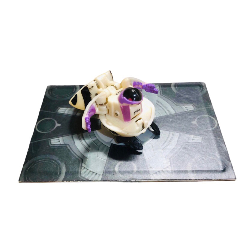 Bakugan B1 Preyas White Pearl Darkus Classic Attribute Change