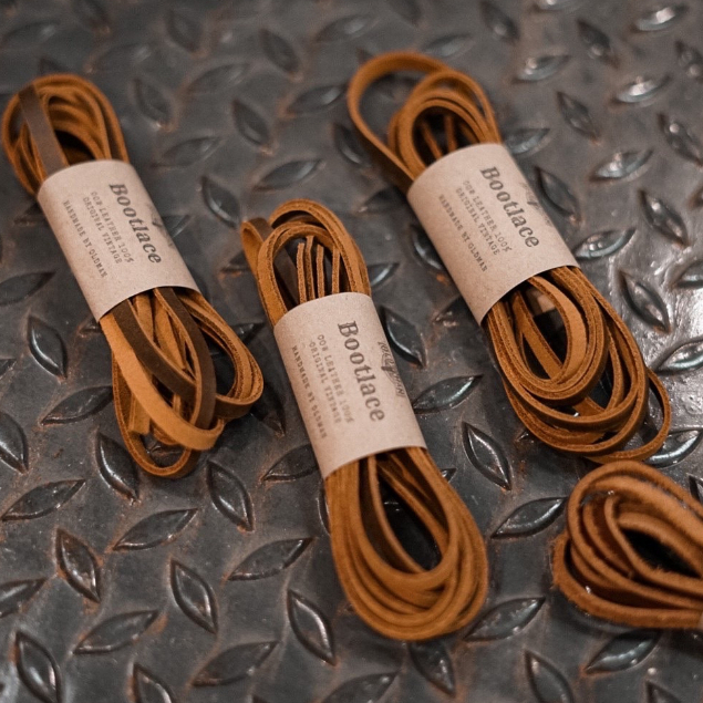 เชือก รองเท้าหนัง by Oldman