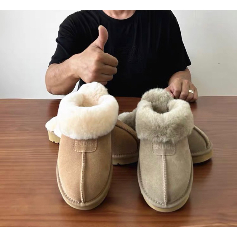 🐑🤍รองเท้ากันหนาวบุขนแกะแท้100% slippersสไตล์UGG รองเท้าแตะหนังแท้กันหิมะเสริมส้นสำหรับผู้หญิง