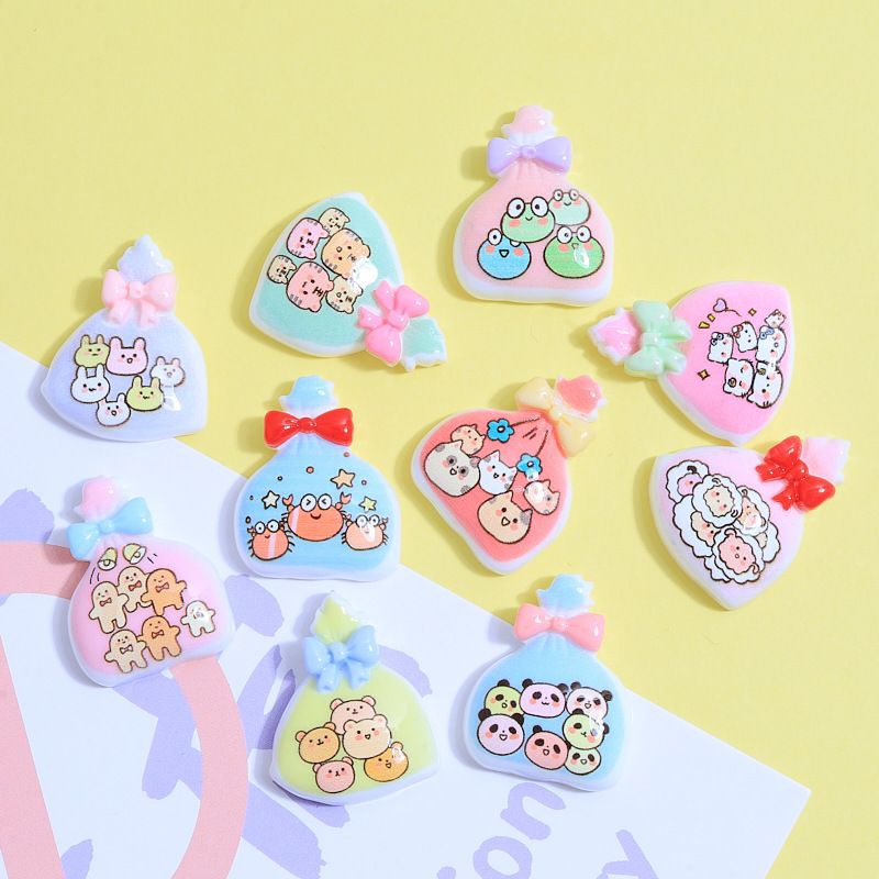 เรซิ่นdiy ถุงขนมคละแบบจำนวน 6 ชิ้น ราคาพิเศษ สินค้าใกล้หมด(ราคาเฉพาะเรซิ่น)