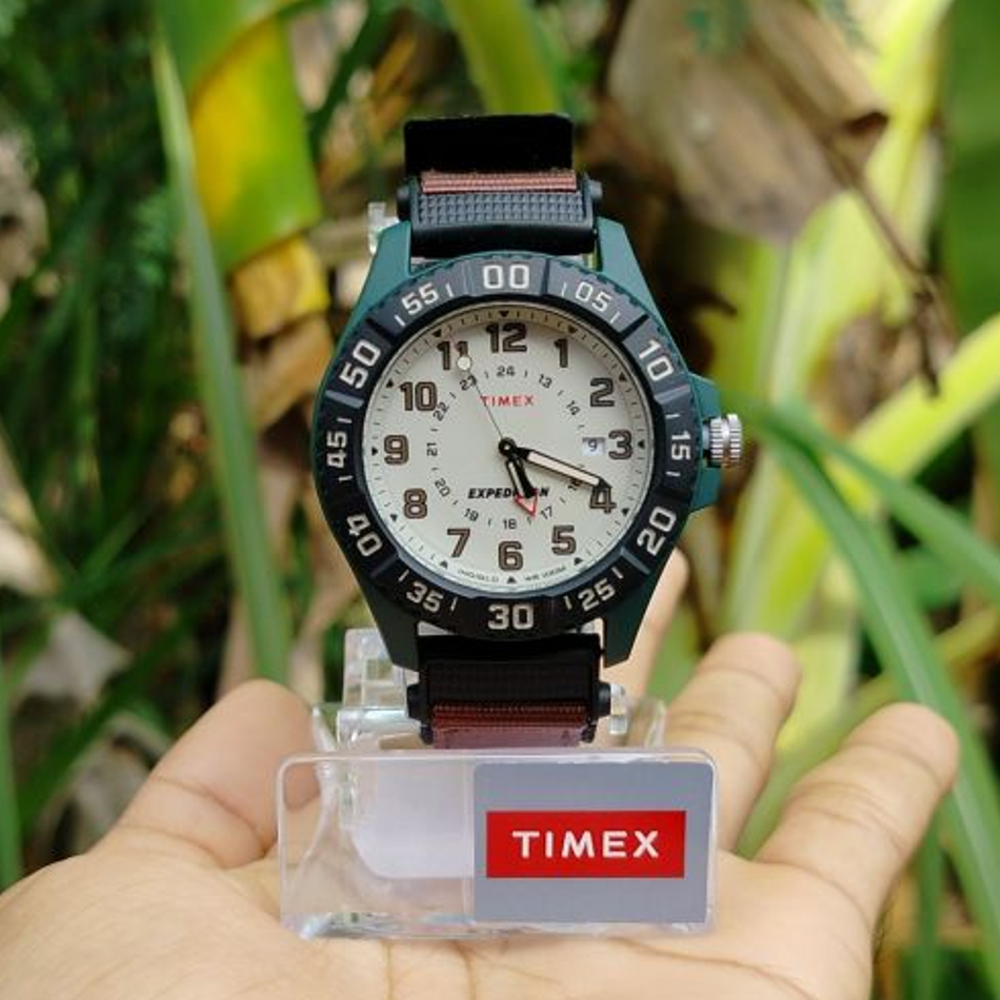 TIMEX TW4B26500 Expedition® Acadia Rugged นาฬิกาข้อมือผู้ชาย สายผ้า สีน้ำตาล หน้าปัด 42 มม.