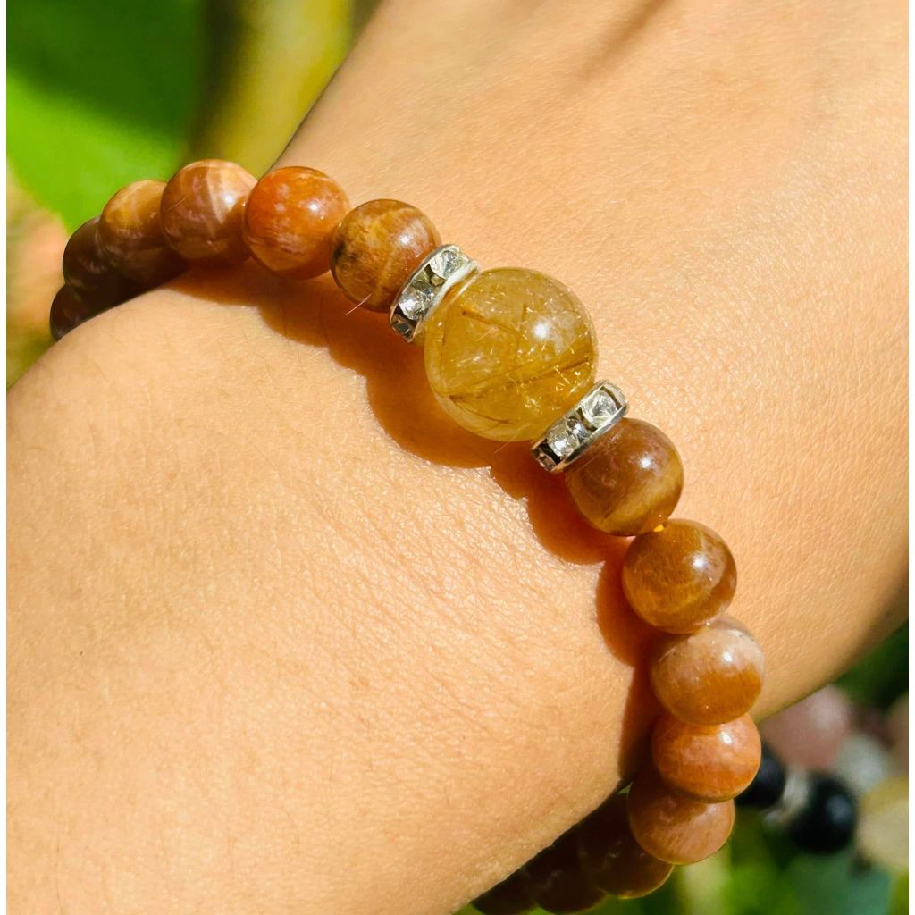 ัy57กำไลหินนำโชคซันสโตน+ไหมทอง  ขนาด8มิล