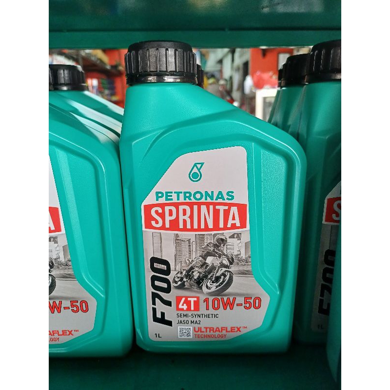 น้ำมันเครื่อง ปิโตรนาส สปรินต้า F700 15W-50 กึ่งสังเคราะห์