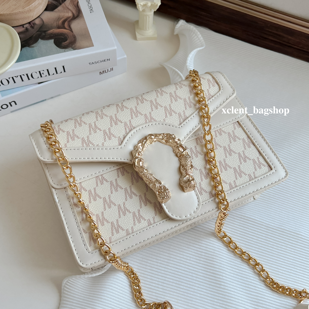 Glammhouse - Pixie bag กระเป๋าหนัง Pu ทรงแข็ง อะไหล่สีทองสวย ใบนี้มาสไตล์เรียบหรู ดูดี