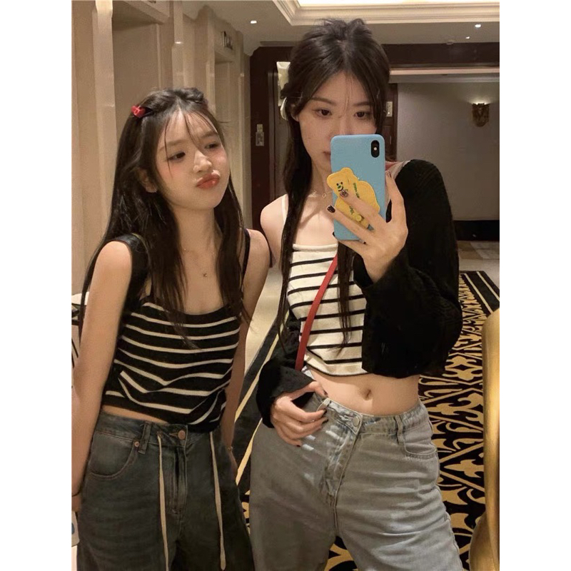เสื้อสายเดี่ยว ลายริ้ว มินิมอล น่ารัก สไตล์เกาหลี มีสินค้าพร้อมส่ง