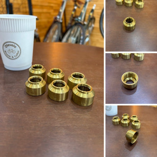 ตะเกียงเจ้าพายุ: หัวทองเหลืองตะเกียงเจ้าพายุ Butterfly ตราผี…