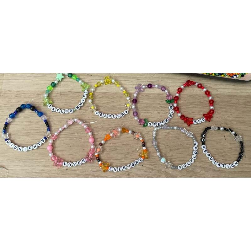 พร้อมส่งจากไทย! ❤️อ่านรายละเอียดก่อนกดสั่งซื้อ❤️ สุ่มแบบ กำไลลูกปัด friendship bracelet ทำมือ สำหรับงานเร่งด่วน