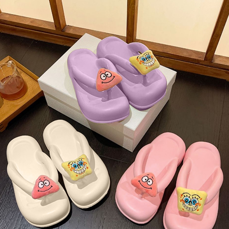 Yeeica ดีไซน์หูหนีบแบบใหม่ ทรงอวบๆหนาๆแฟชั่นสุดๆแถมฟรีตัวการ์ตูนติดสุดน่ารัก แฟชั่นรองเท้าผู้หญิง เสริมส้น ฮิตที่