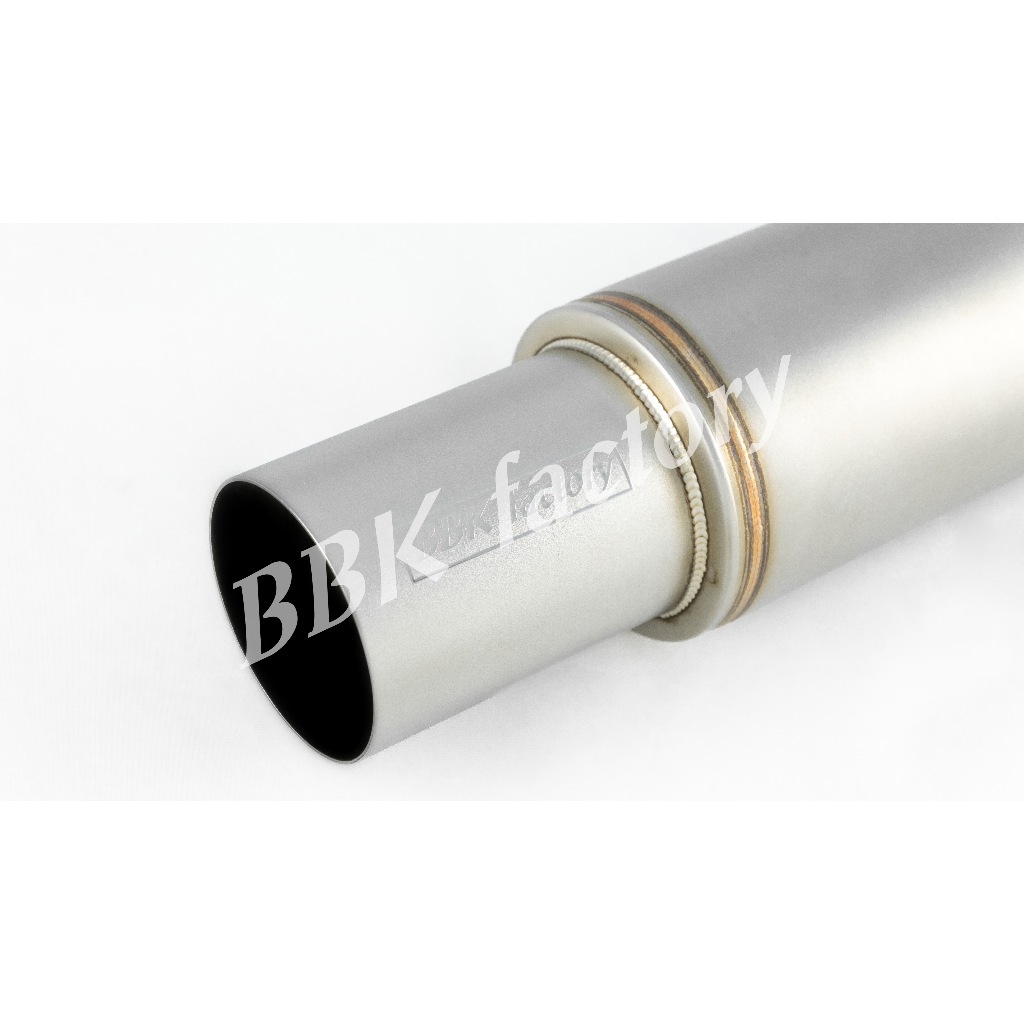 ท่อไอเสีย หม้อพักปลาย ฝาคว่ำ ยิงทราย 4.5"x8" ปลายโล่งตรง ขนาดปาก 3.5" *ใส่ได้กับรถทุกรุ่น* [โลโก้เงิน BBK Factory]
