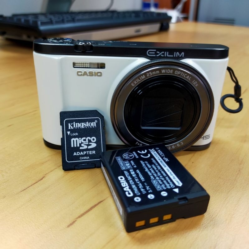 กล้อง Casio Exilim รุ่น ZR3500 สีขาว มือสอง สภาพดีใช้งานปกติทุกระบบ