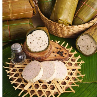 หมูยอห่อใบตองรสพริกไทยดำชุด2แท่ง แถมก๋วยจั๊บแถมน้ำจิ้ม