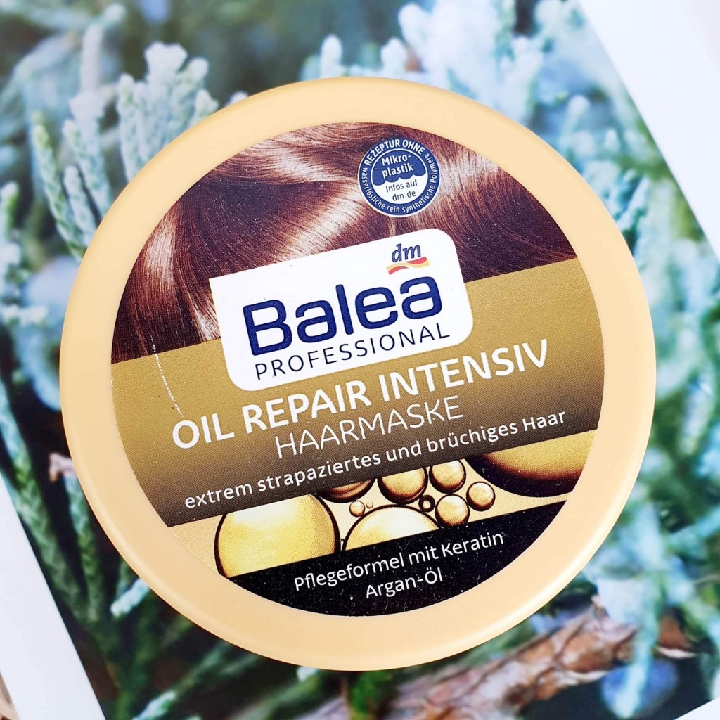 มาส์กผม Balea Professional Oil Repair Intensiv