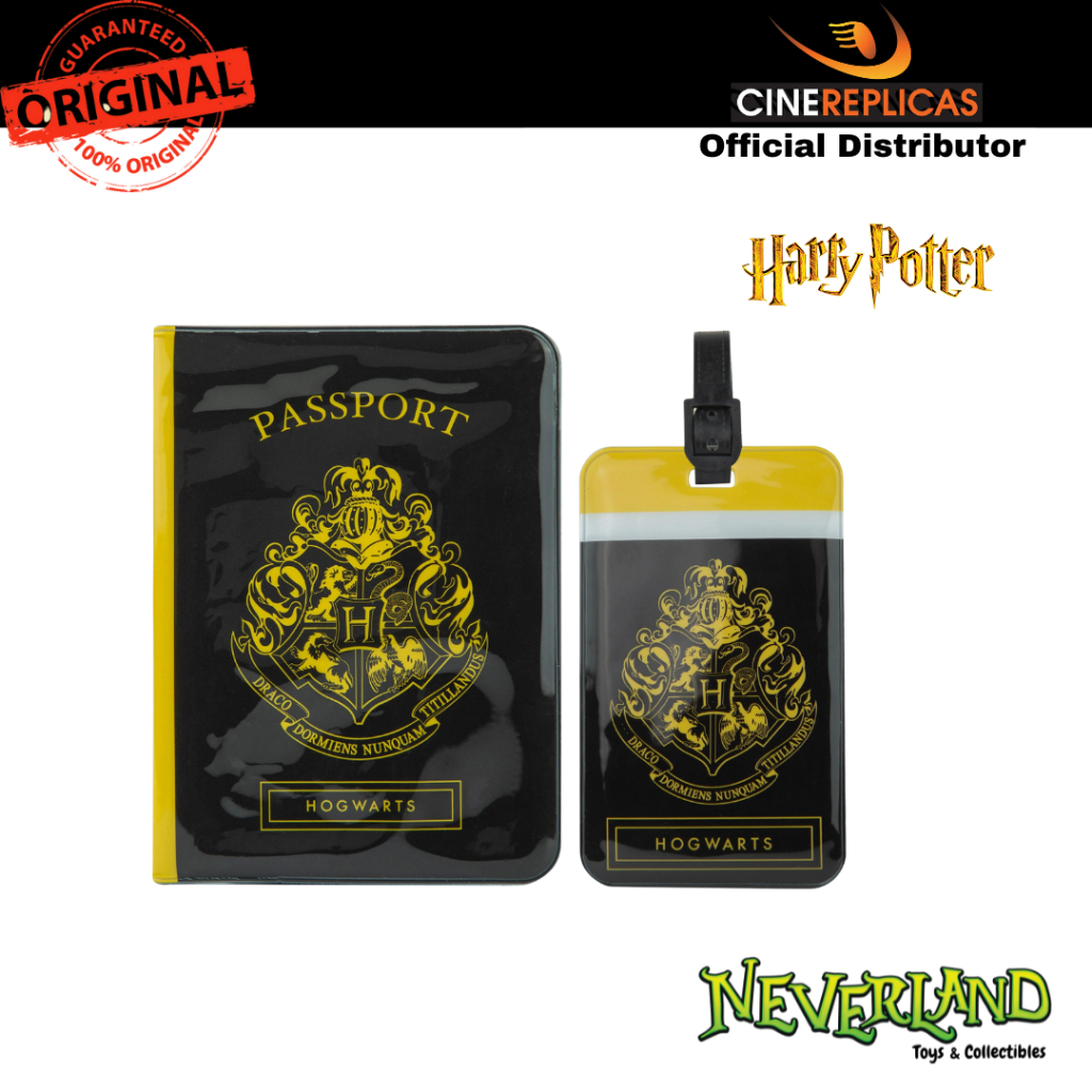 (Cinereplicas) Harry Potter Hogwarts Luggage Tag & Passport Cover Set Cinereplicas