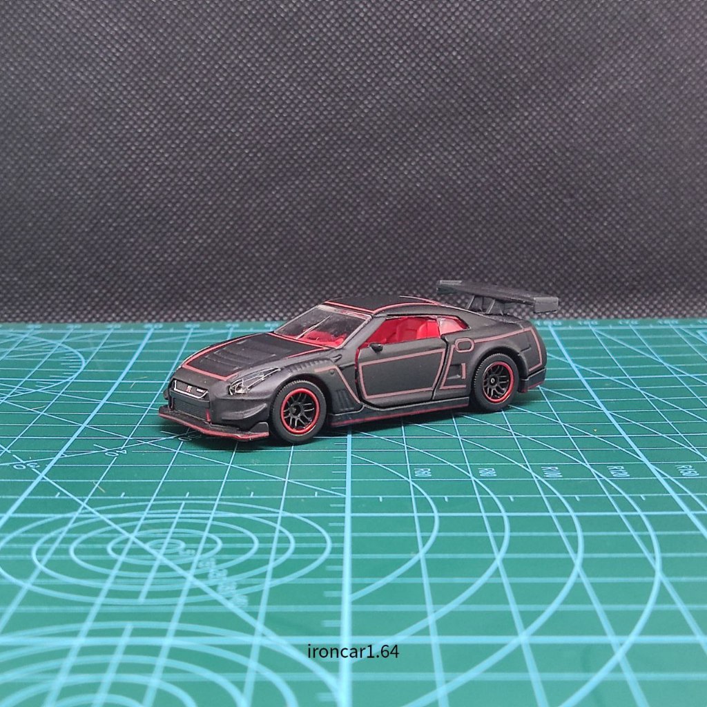 majorette nissan gtr r35 nismo GT3 สีดำแดง หายาก